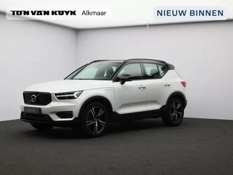 Volvo XC40 1.5 T5 Twin Engine R-Design / Trekhaak / Pano. dak / 360 camera / Stoel-, Stuurwiel- & Ac