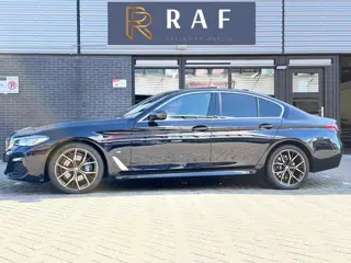 BMW 5-serie 530i xDrive Business Edition Plus,Automaat,Voll opties