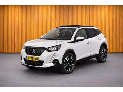 Peugeot 2008 1.2 PureTech Allure 130PK Pano, 18 Inch, Parelmoer,Nieuwstaat.