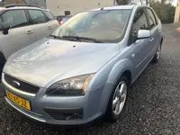 Ford Focus 1.6-16V Futura KM 175021 MET NAP