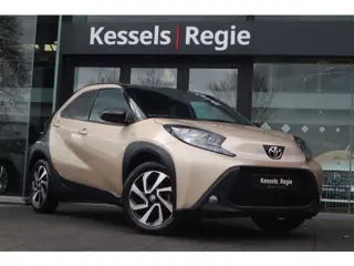 Toyota Aygo X 1.0 VVT-i S-CVT Pulse Adaptive Stoelverwarming Camera DAB Bluetooth