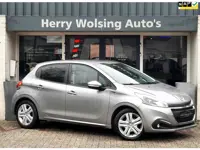 Peugeot 208 1.2 PureTech Signature Navi Pdc Airco NAP