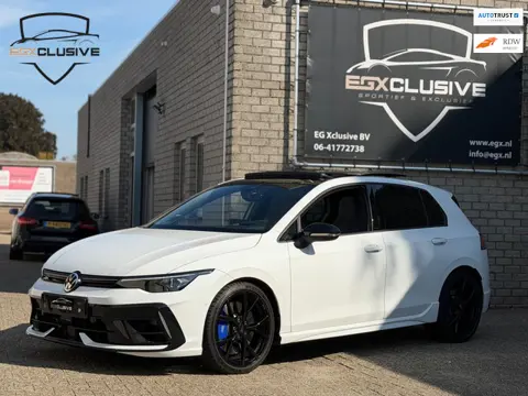 Volkswagen GOLF 2.0 TSI 4Motion 8.5R Akra/Pano/H&K/HUD/ACC/Carplay