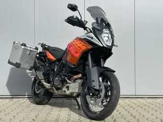 2015 KTM 1190 Adventure 150pk ABS - Koffers - Akrapovic