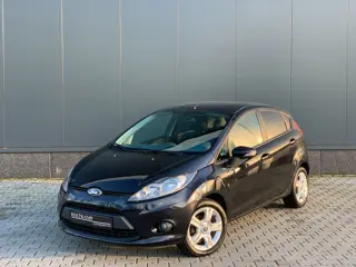 Ford Fiesta 1.25 Ghia | AIRCO | STOELVERWARMING | BLEUTOOTH