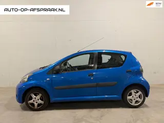 Toyota Aygo 1.0 VVT-i Access 5drs. NAP APK Dealer Onderhouden