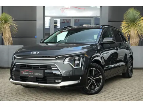 Kia Niro 1.6 GDi Hybrid DynamicPlusLine 141pk Schuif-/kanteldak/HUD/Camera
