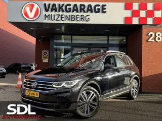 Volkswagen Tiguan 1.4 TSI eHybrid Business+ // PANO SCHUIF-DAK // IQ-Light // ADAPTIVE CRUISE // AFN
