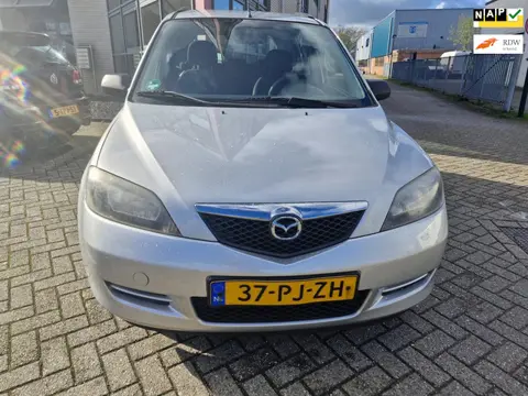 Mazda 2 1.2 Exclusive Bj.2004 Kmst.216303 met APK tot 26-07-2026