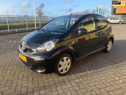 Toyota Aygo 1.0-12V Comfort Zwart 2009 Airco Elek ramen 5drs
