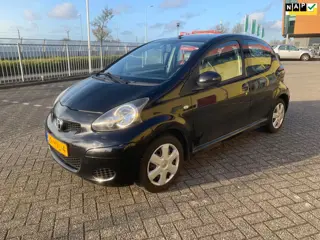 Toyota Aygo 1.0-12V Comfort Zwart 2009 Airco Elek ramen 5drs