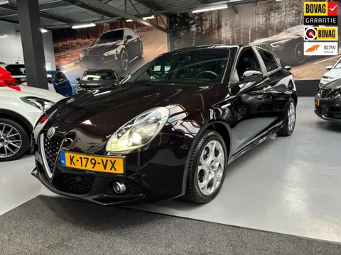 Alfa Romeo Giulietta 1.4 Turbo MultiAir Business Super / Navigatie
