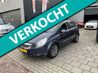 Opel Corsa 1.4-16V '111' Edition 1e Eigenaar! Trekhaak Airco NAP APK