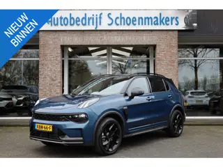 Lynk & Co 01 1.5 BLACKLINE+MY23! 6.6Kwh ZWARTE-HEMEL ROLHOES MY23 360-CAMERA PANO/SCHUIF INFINITY DA