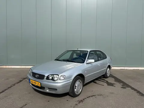 Toyota Corolla 1.4 VVT-i Terra AIRCO ! (bj 2001)