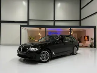 BMW 5-serie Touring 520e Executive Navi Climate Pdc Elektr. Achterklep Led Stoelverw.