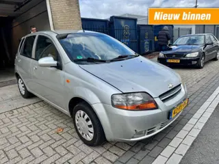 DAEWOO KALOS 1.4-16V Class AUT AIRCO RIJDT GOED LICHTE RIJBARE SCHADE NAP