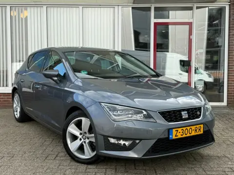 SEAT LEON 1.4 TSI FR 150 PK I LED I Stoelverwarming I Navi I Trekhaak I Clima I Cruise