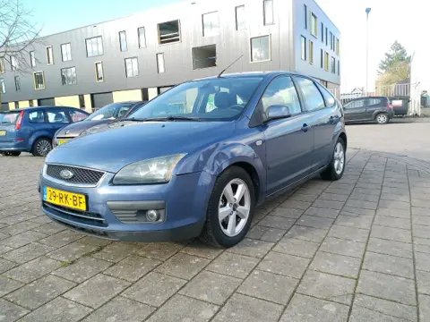 FORD FOCUS 1.6-16V FIRST ED.