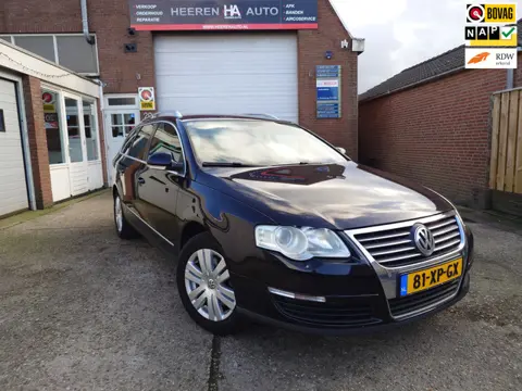 Volkswagen Passat Variant 2.0 FSI Highline Business, Navigatie, Clima, Stoelverwarming