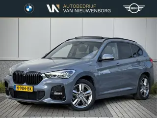 BMW X1 xDrive25e M-Sport | Facelift | Storm Bay Metallic | Panoramadak | Adaptive Cruise | Trekhaak 