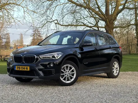 BMW X1 2.0i High Executive Automaat,Leer,Head-Up,Trekhaak