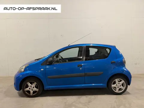 Toyota Aygo 1.0 VVT-i Access 5drs. NAP APK Dealer Onderhouden