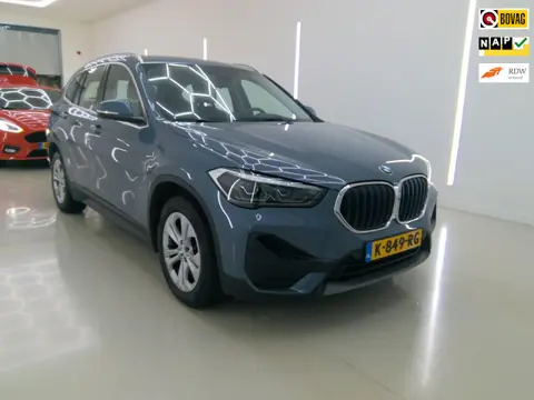 BMW X1 XDrive25e Executive+Led+Volleder+Navigatie+stoel-verw+Premuim-Kleur+parkeer-Hulp + 52KM-actie