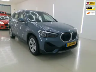 BMW X1 XDrive25e Executive+Led+Volleder+Navigatie+stoel-verw+Premuim-Kleur+parkeer-Hulp + 52KM-actie
