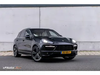 Porsche Cayenne 4.8 Turbo