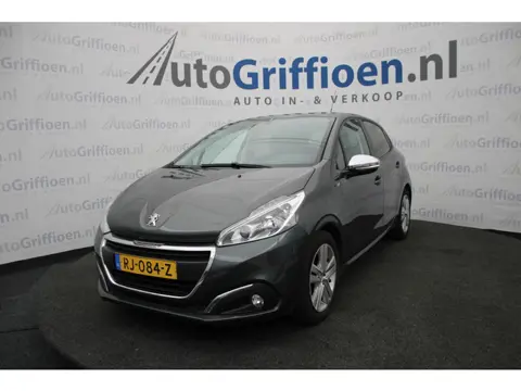 Peugeot 208 1.2 PureTech Blue Lion keurige 5-deurs met navi