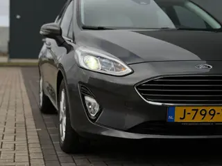 Ford Fiesta 1.0 EcoBoost Titanium Carplay,1e eigenaar, Dealer onderhouden, parkeersensoren achter, L