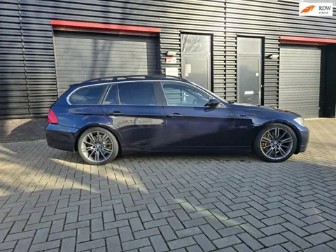BMW 3-serie Touring 335xi | PANO | PDC | NAVI | XENON | STOELVERWARMING | MEMORY | BOM VOL!