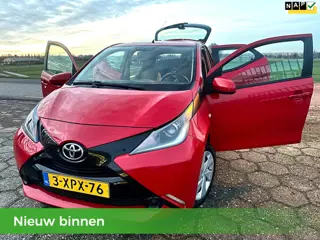 Toyota Aygo 1.0 VVT-i x-play NAP 5Drs Xenon/LED Bluetooth Nieuwe APK