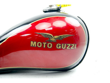 Used tank california 3 zwart/rood