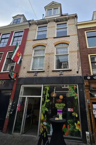 Woning aan de Mariastraat te Utrecht