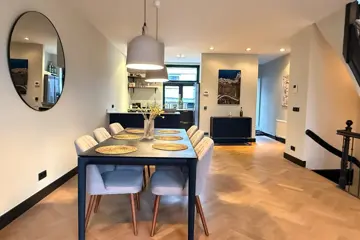 Woning aan de Hooikade te Den Haag