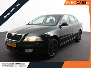 Skoda Octavia 1.6 FSI Elegance | Airco | Lichtmetalen velgen | Elektrische ramen | Navigatie | Hande