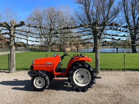 Kubota Saturn x 20 Minitractor / Mini tractor