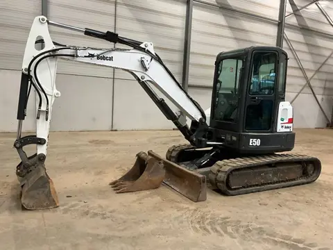 Bobcat E 50 (bj 2013)
