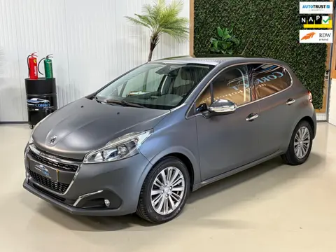 Peugeot 208 1.2 PureTech Allure|110PK|Automaat|Pano|Cruise|Airco|