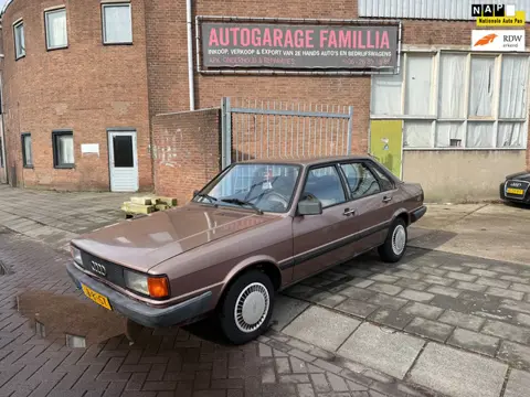 Audi 80 1.6 Automaat UNIEK N.A.P 2 jaar APK
