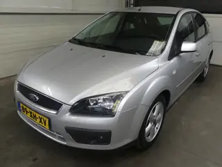 Ford Focus 1.6-16V Futura - Cruise Control - Airco - Trekhaak