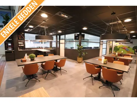 Hobby De Luxe 460 SL 1500 KG - 957