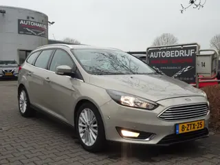 Ford FOCUS Wagon 1.0 First Edition (bj 2015)