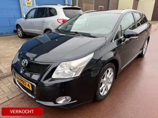 Toyota Avensis wagon 2.0 VVTi Executive Business Automaat LEDER 2011 NAP + Boekjes zijn aanwezig, ro