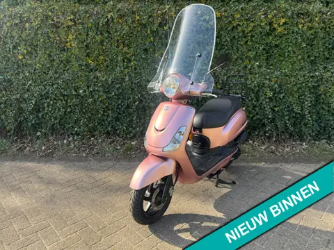 SYM Fiddle 2 Rose Gold 45km EURO4 BETAAL met in3