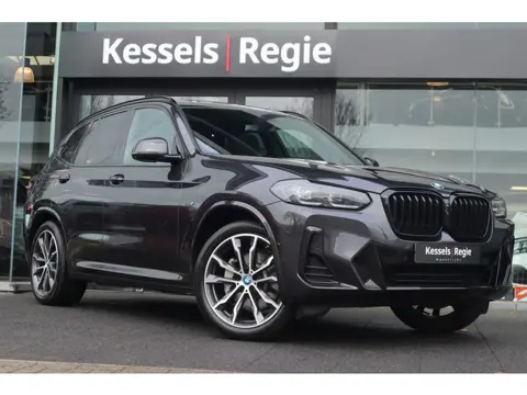 BMW X3 xDrive30e M-sport Pano 360 Hifi Ambient 20” Bliss CarPlay Navi