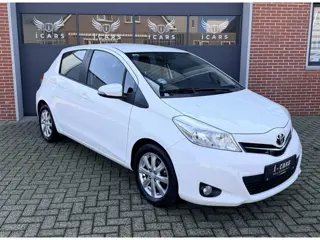 Toyota Yaris 1.3 VVT-i Cool 2e eigenaar Navi Carplay