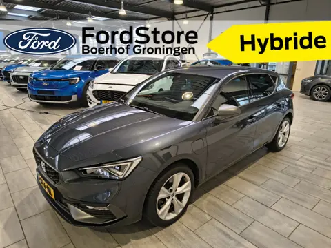 SEAT Leon 1.4 TSI eHybrid 204 PHEV FR | Trekhaak | Camera | LED | Stoelverw. | Adapt. Cruise | 4 sei